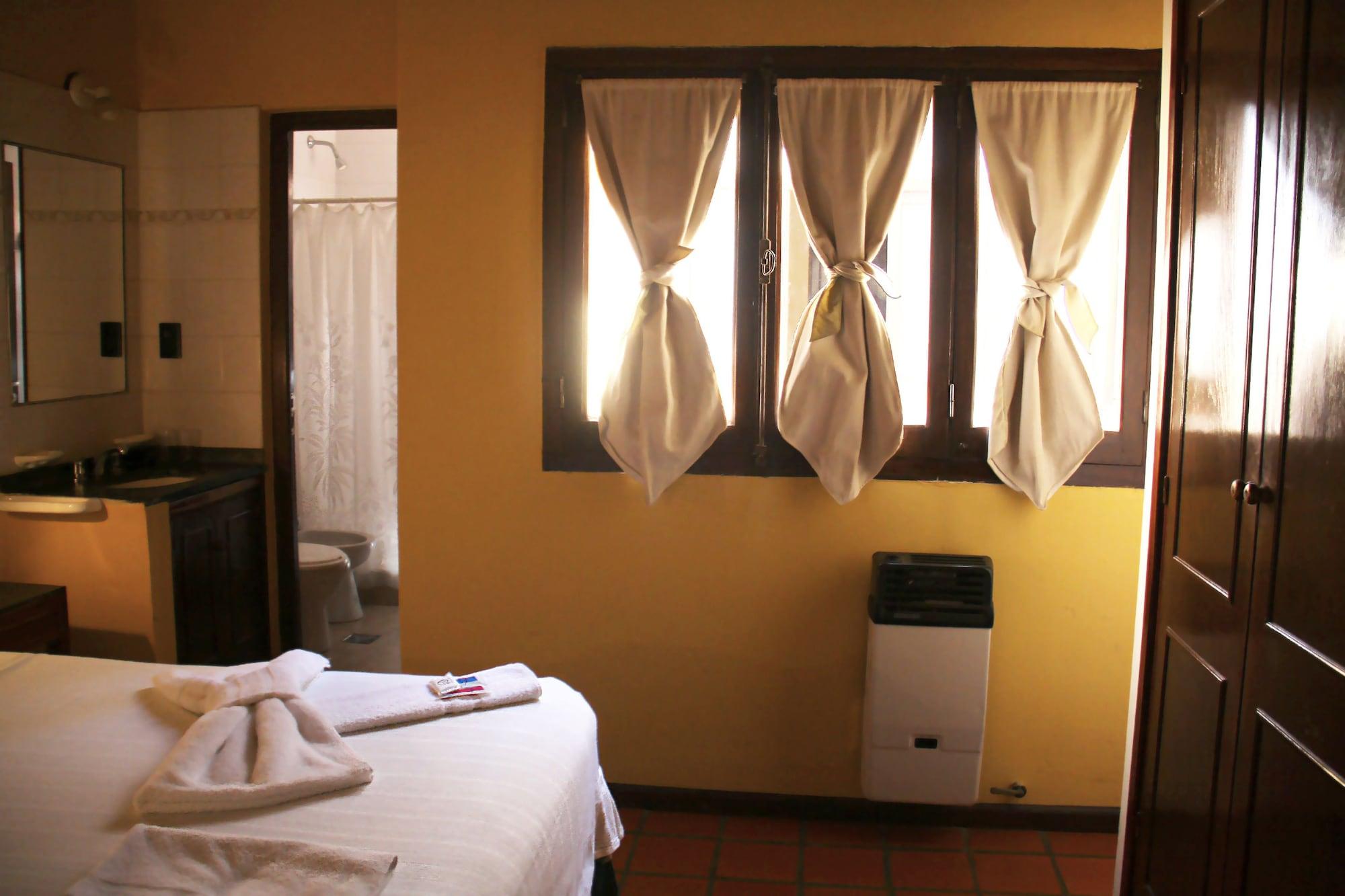 Donna Alda Hotel Салта Екстериор снимка