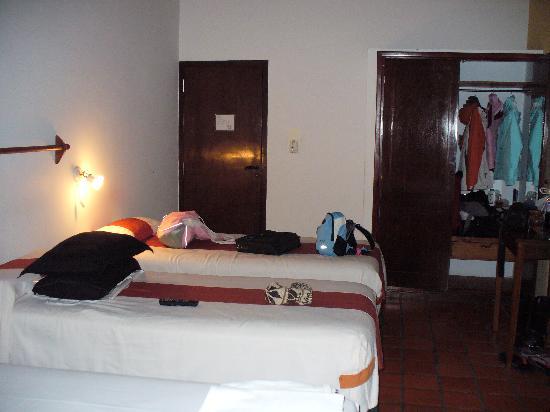 Donna Alda Hotel Салта Екстериор снимка
