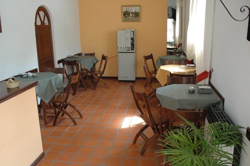 Donna Alda Hotel Салта Ресторант снимка