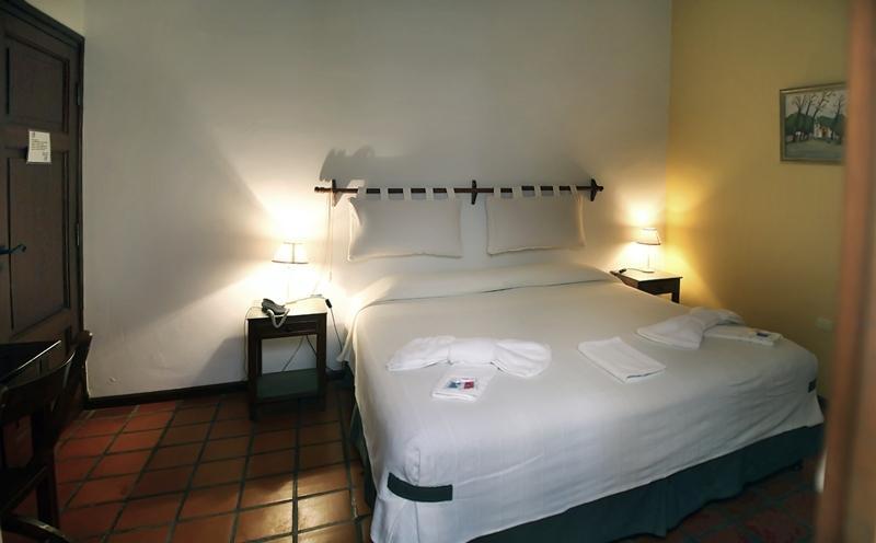Donna Alda Hotel Салта Екстериор снимка
