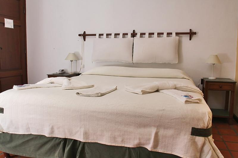 Donna Alda Hotel Салта Екстериор снимка